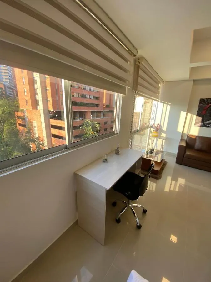 Apartamento Apartasuite Moderna - En El Corazon Del Poblado Medellín