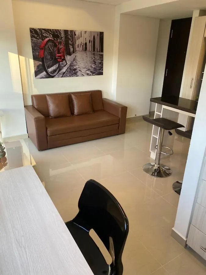 Apartasuite Moderna - En El Corazon Del Poblado Medellín Colombia