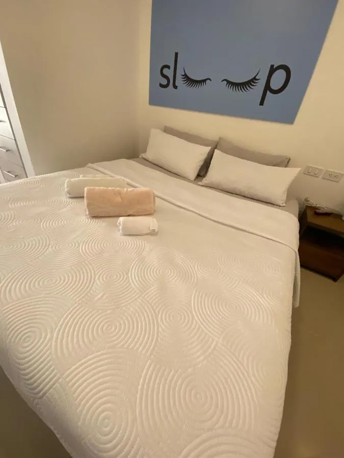 Apartasuite Moderna - En El Corazon Del Poblado Medellín Apartamento