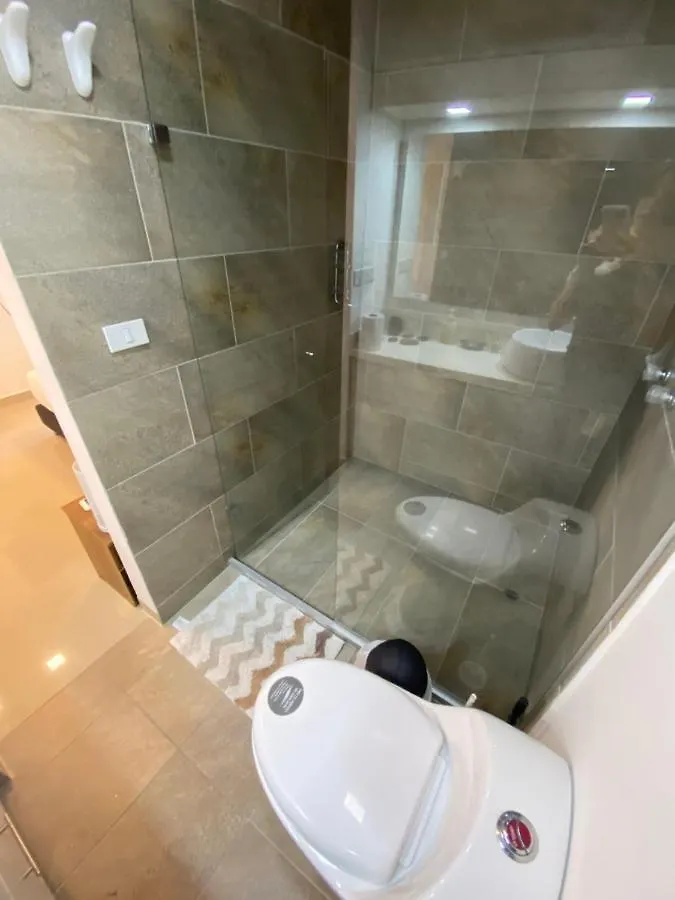 Apartasuite Moderna - En El Corazon Del Poblado Medellín